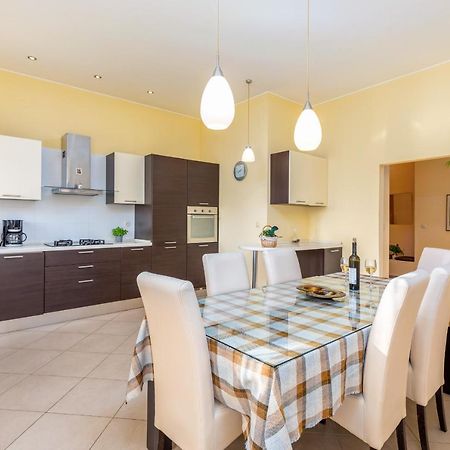 Apartment Luana A1 Fažana Kültér fotó